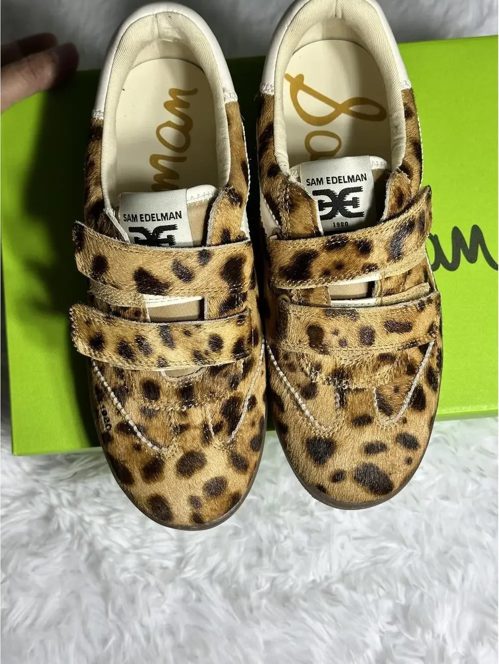 Sam Edelman Talia Brown Leo Print Sneakers Size 6 - Picture 3 of 9